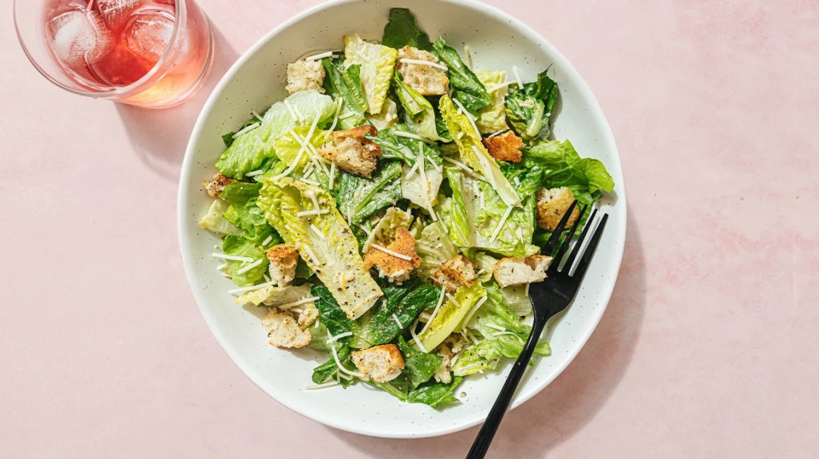 Is Caesar Salad Healthy for Weight Loss? - gmedia