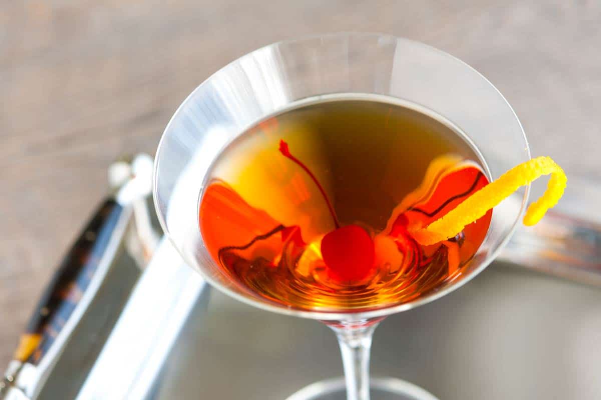 Classic Bourbon Manhattan Cocktail Recipe - gmedia