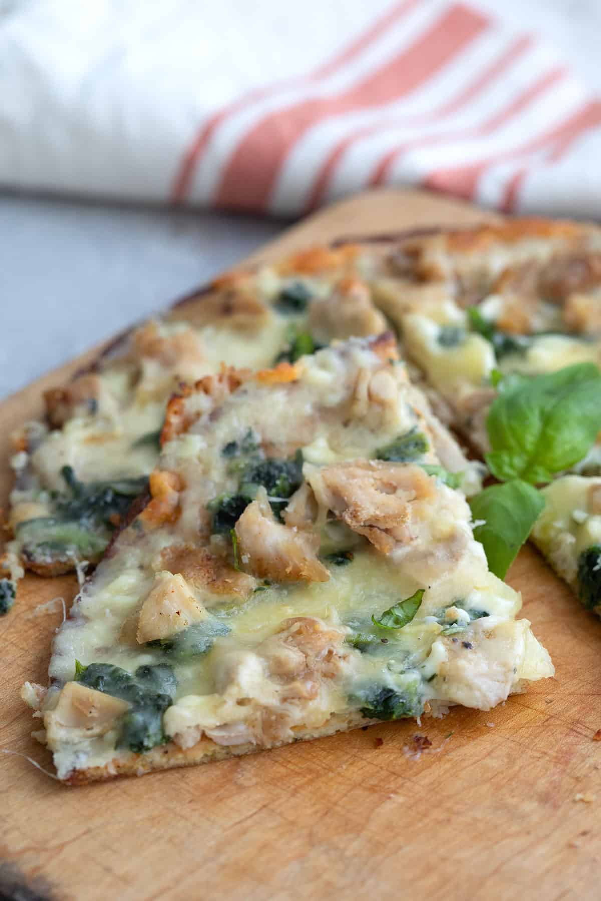 Keto Chicken Alfredo Pizza - gmedia