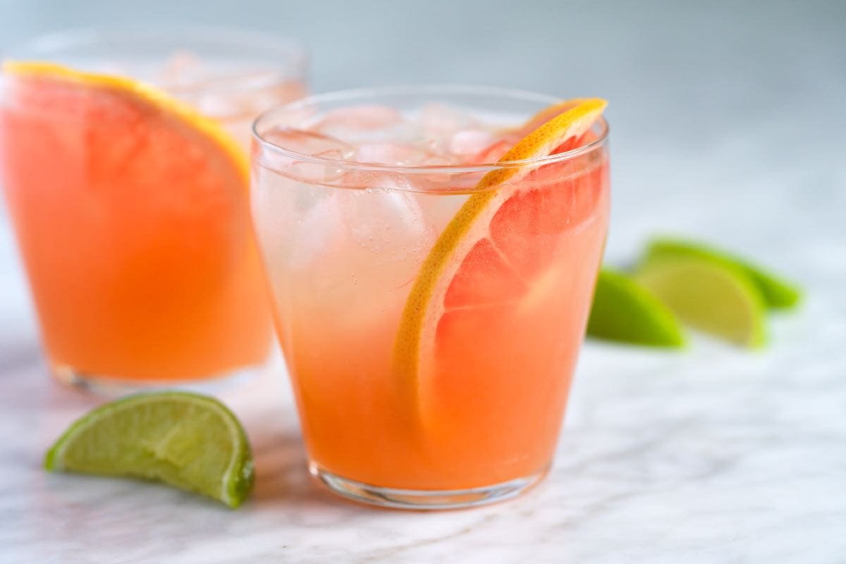 Sparkling Grapefruit Mocktail - gmedia