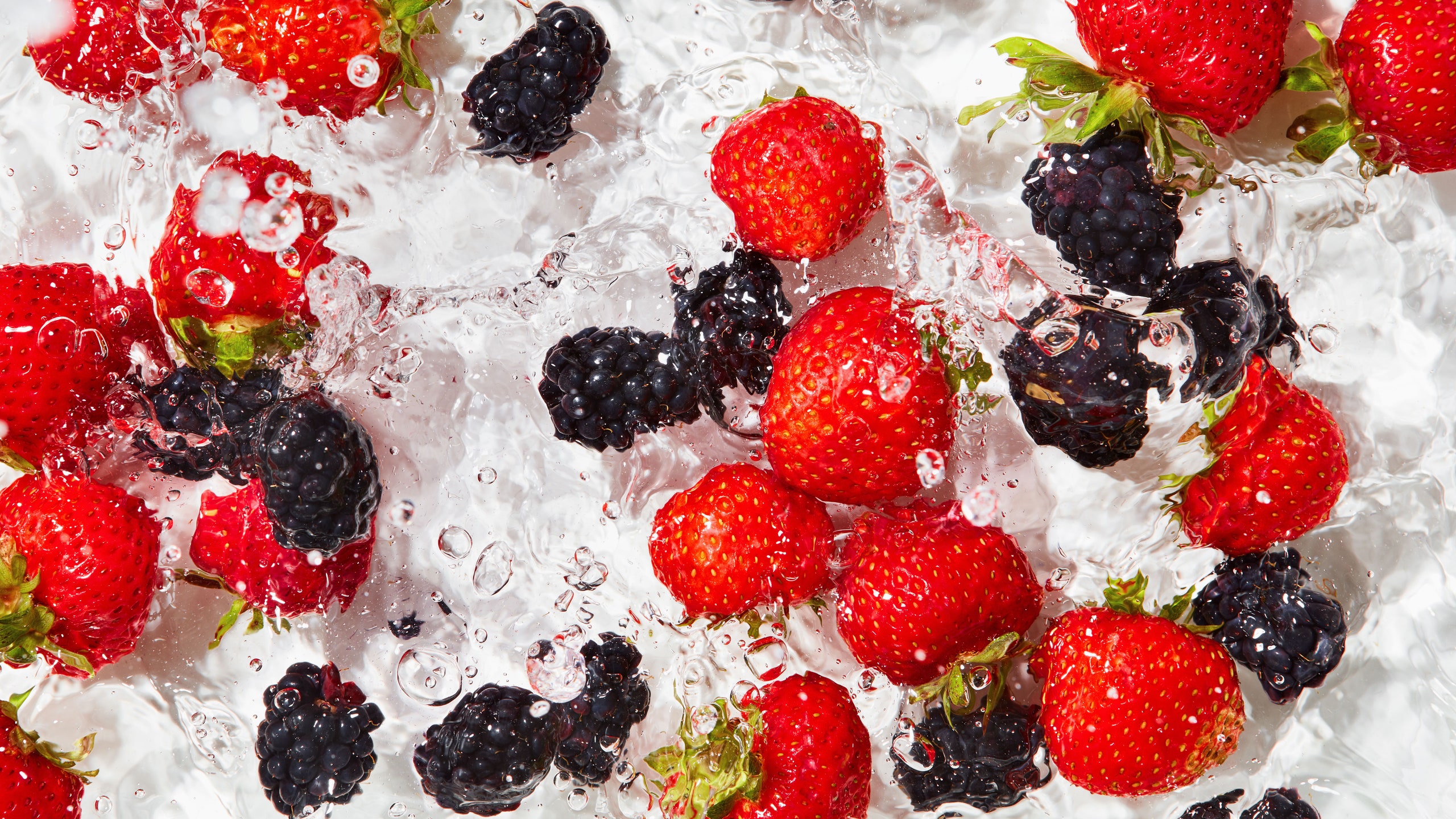 Wait Why Is Everyone Washing Produce With Baking Soda? - gmedia