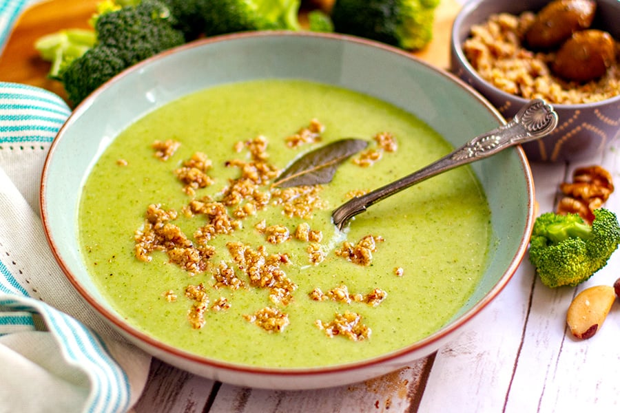 Healthy Broccoli Soup With Nut Olive Pesto - gmedia