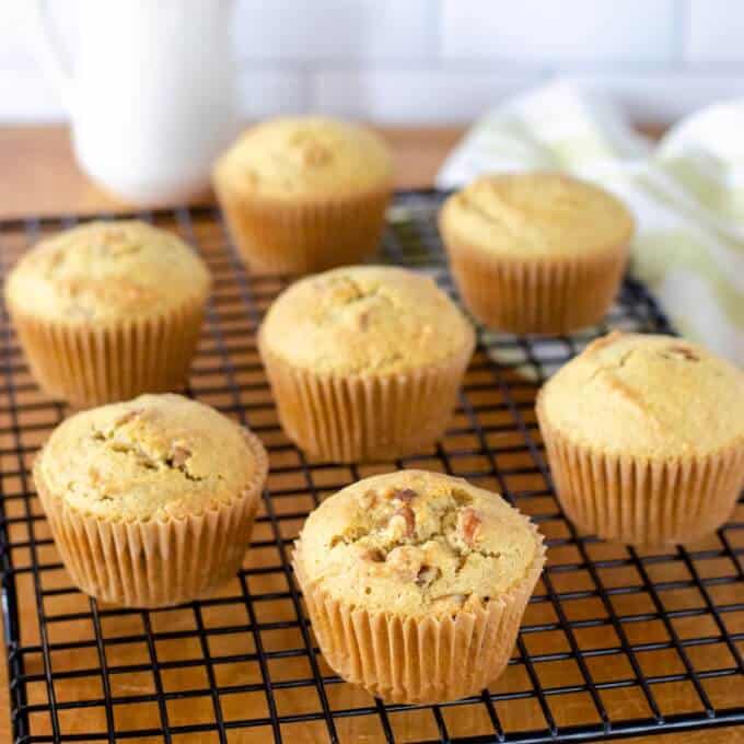 Easy Honey Walnut Muffins Recipe - gmedia